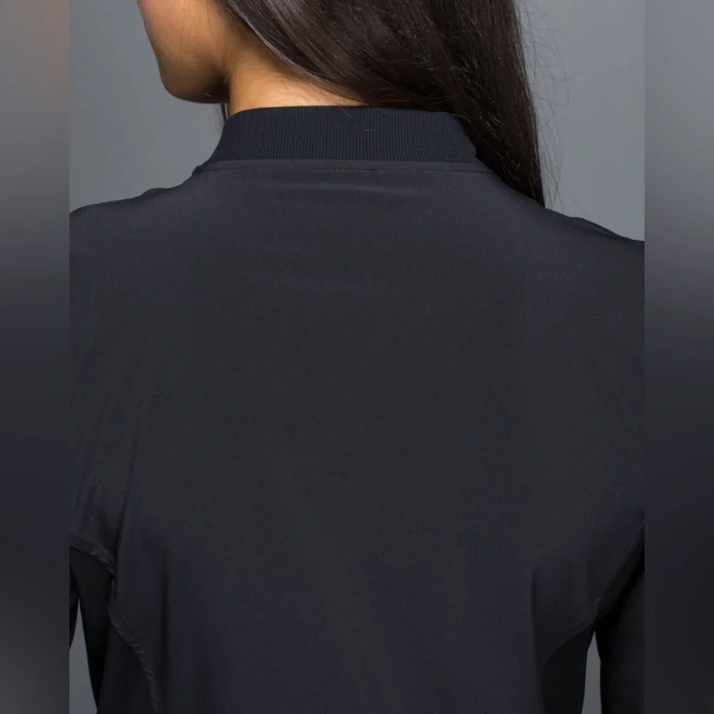 Lululemon Noir Jacket